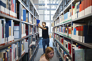 Bibliothek der HTW Berlin © HTW Berlin/Maria Schramm