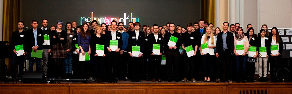 Gruppenbild mit Stipendiatinnen und Stipendiaten © HTW Berlin/Camilla Rackelmann Gruppenbild mit Stipendiatinnen und Stipendiaten