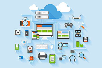 Computer mit Einzelteilen und Zubehör (USB-Stick, Kamera, Headset...) 
