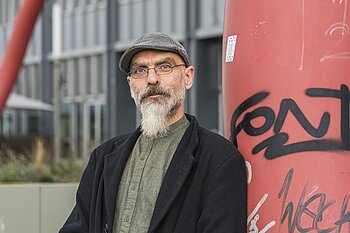 Prof. Dr. habil. Dimitrios Zikos © HTW Berlin/Miguel Hahn