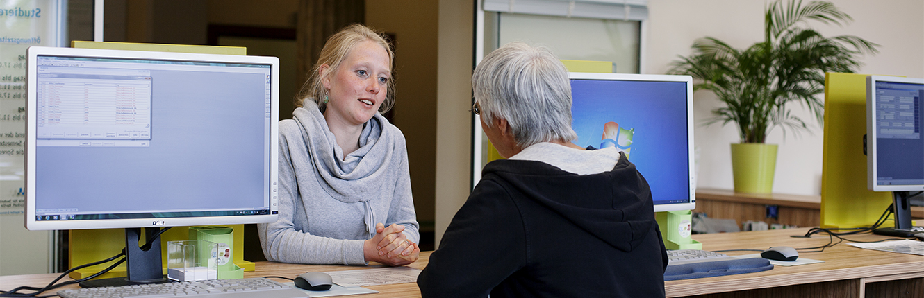 Student with a staff member in the SSC