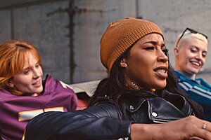 Die Kampagne "Sinnvestieren" der Deka ist ein Beispiel für eine moderne Darstellung von Frauen in der TV-Werbung © Deka 