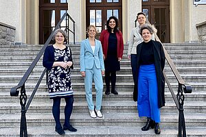 Foto der Präsidentin mit den vier neuen Professorinnen © HTW Berlin/Anja Schuster