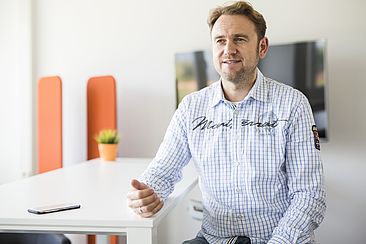 Prof. Dr. Julian Kawohl © HTW Berlin/Nikolas Fahlbusch Prof. Dr. Julian Kawohl