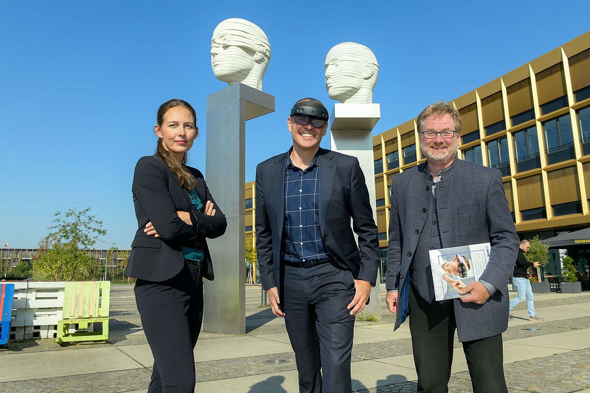 Jenny Orantek, Roland Sillmann und Prof. Dr. Carsten Busch © WISTA Management GmbH