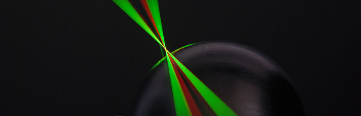 Kreuzungspunkt einer Umströmungsmessung per Laser-Doppler-Anemometrie (LDA) am Prüfkörper im Laborkomplex "Thermo- und Fluiddynamik"