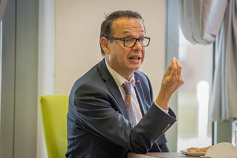 Prof. Dr. Ashraf Mansour, Gründer der GIU in Kairo © HTW Berlin/Tobias Golla