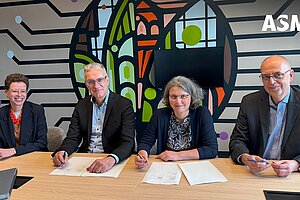 Stefanie Molthagen-Schnöring, Markus Matthes, Annabella Rauscher-Scheibe, Volker Schmidt © ASML