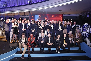 Gruppenfoto von der DCP-Preisverleihung 2025 © Der Deutsche Computerspielpreis | DCP Gruppenfoto von der DCP-Preisverleihung 2025 © Der Deutsche Computerspielpreis | DCP