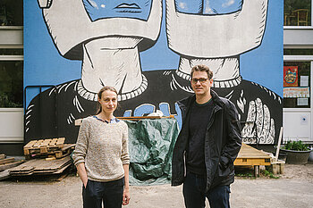 Nada Bretfeld (links) und Prof. Dr. Florian Koch