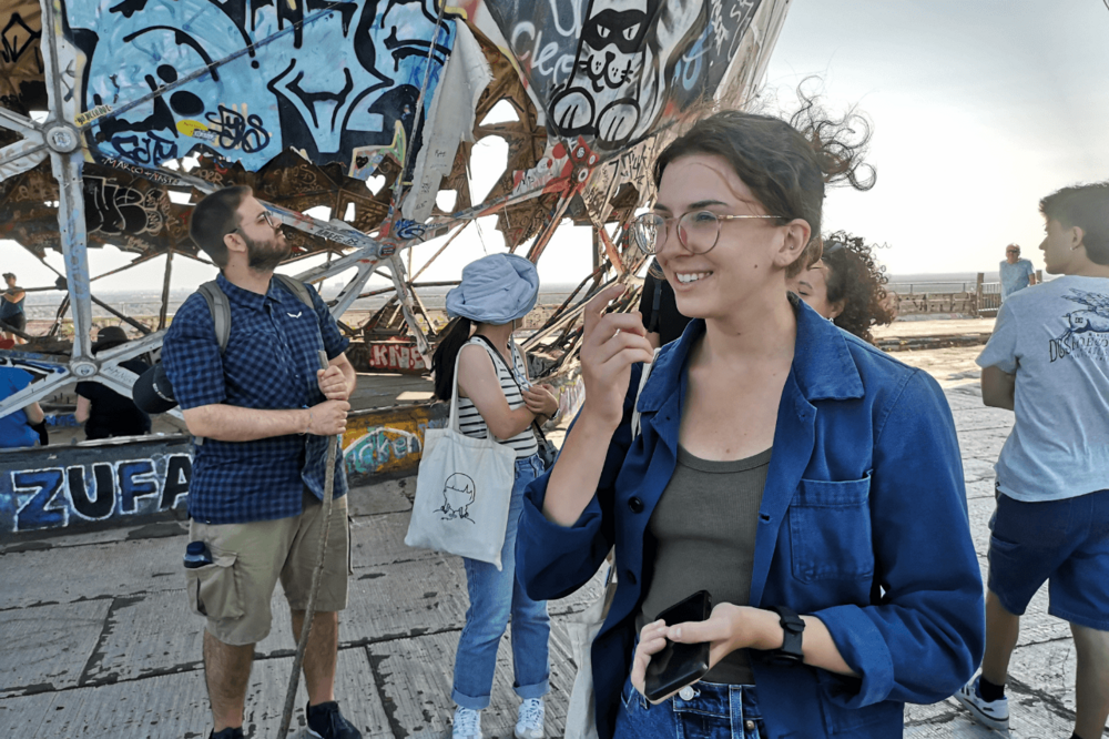 Teilnehmer*innen der Summer School 2024 auf dem Berliner Teufelsberg Teilnehmer*innen der Summer School 2024 auf dem Berliner Teufelsberg