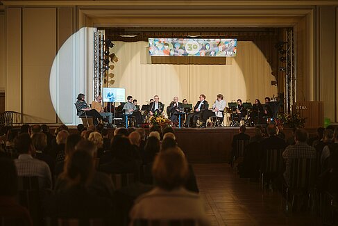Podiumsdiskussion im Audimax 