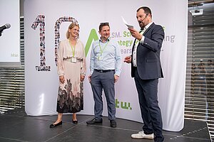 Prof. Dr. Claudia Baldauf, Prof. Dr. Hans Henning von Horsten und Stephen Mortimer © HTW Berlin/Barbara König