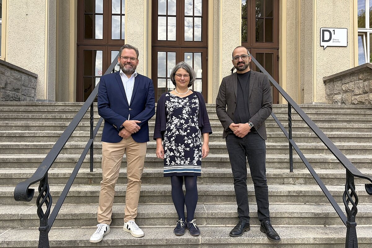 Tim Tolsdorff, Annabella Rauscher-Scheibe und Pouyan Fotouhi Tehrani (von links nach rechts) © HTW Berlin/Anja Schuster